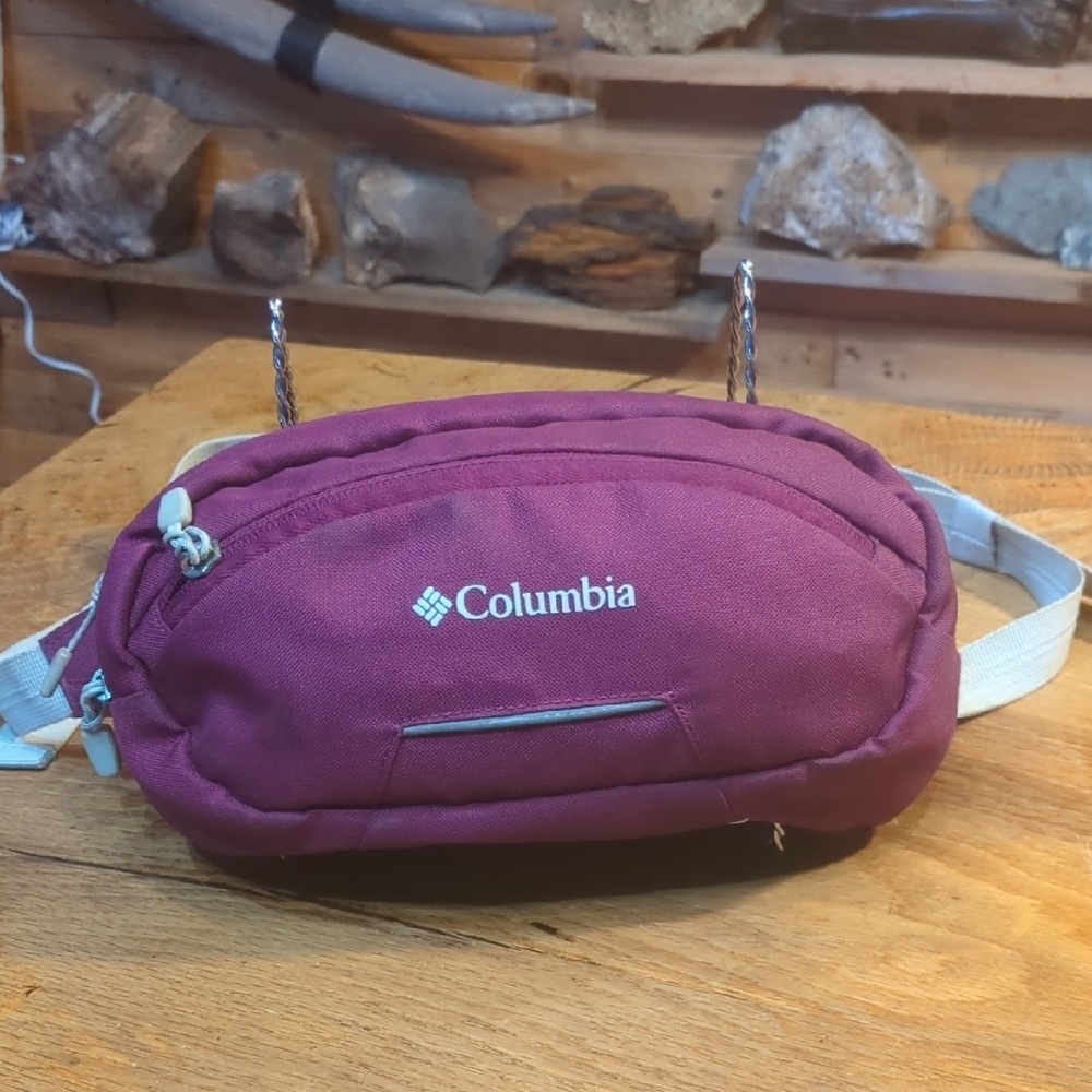 Columbia Purple Fanny Pack/Crossbody Bag